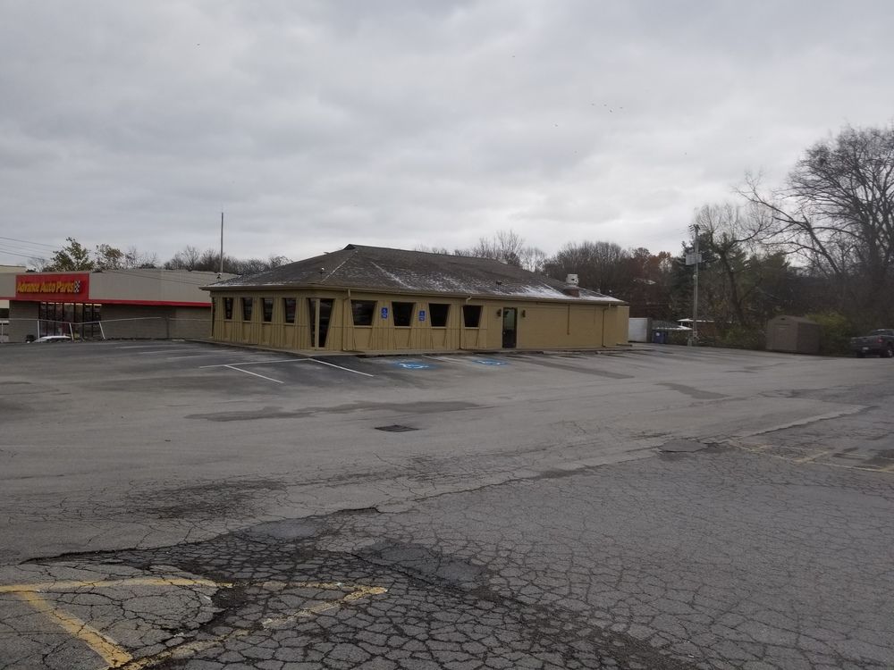 Jefferson City Restaurant: 223 E Broadway Blvd, Jefferson City, TN 37760